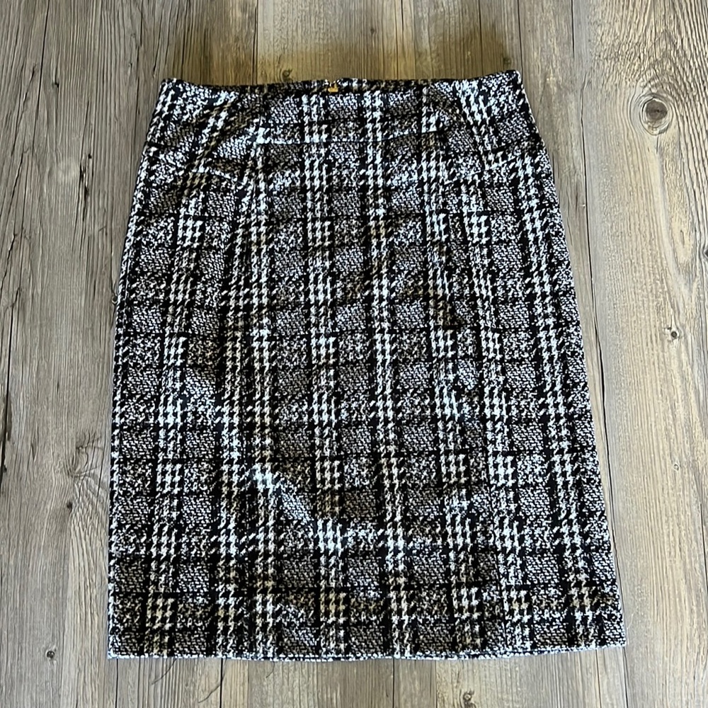 Michael Kors houndstooth pencil skirt